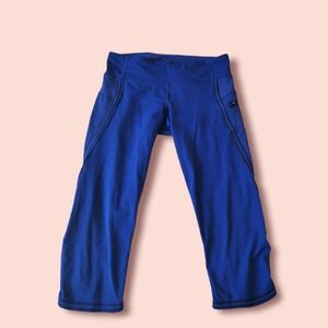 Lululemon Women's Leggings Size 6 Royal Blue Cropped